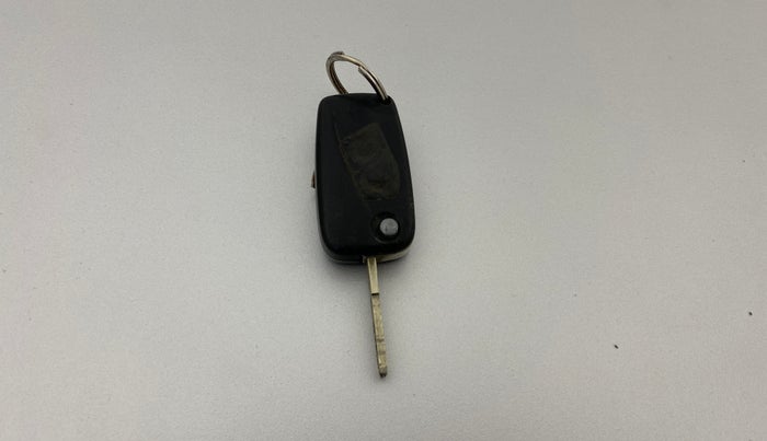 2014 Fiat Grand Punto EMOTION PACK 1.3 90 HP, Diesel, Manual, 1,18,443 km, Key Close Up