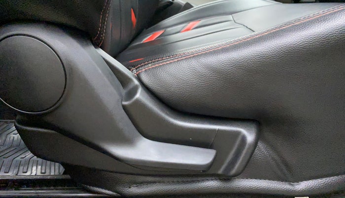 2017 Maruti IGNIS DELTA 1.2 K12 AMT, Petrol, Automatic, 6,511 km, Driver Side Adjustment Panel