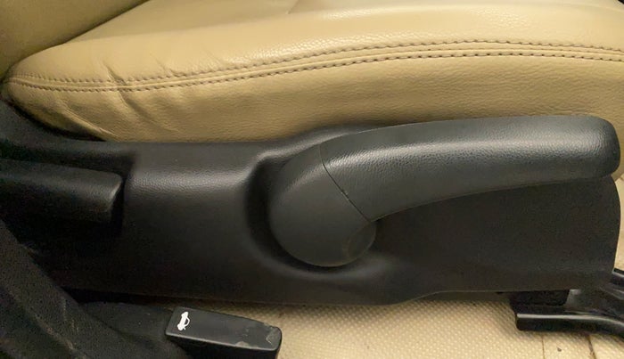 2017 Honda City 1.5L I-VTE V CVT, Petrol, Automatic, 99,738 km, Driver Side Adjustment Panel