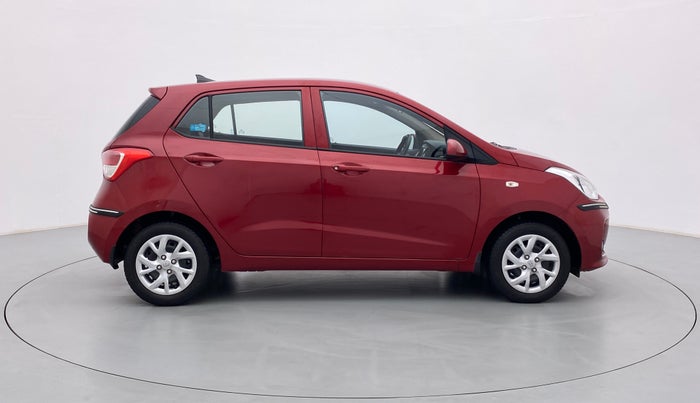 2018 Hyundai Grand i10 MAGNA 1.2 KAPPA VTVT, Petrol, Manual, 15,548 km, Right Side View