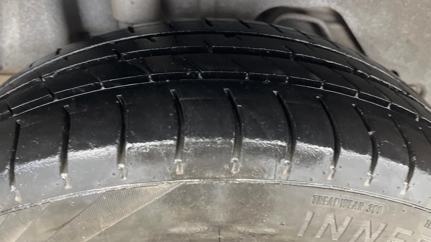 2015 Ford Figo ZXI 1.2 PETROL, Petrol, Manual, 94,037 km, Right Rear Tyre Tread