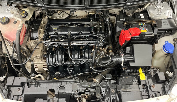 2015 Ford Figo ZXI 1.2 PETROL, Petrol, Manual, 94,037 km, Engine View