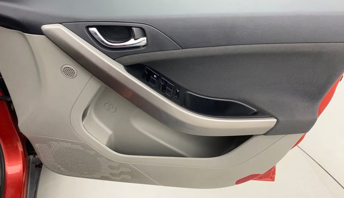 2019 Tata NEXON XZA PLUS PETROL DUAL TONE, Petrol, Automatic, 22,715 km, Driver Side Door Panels Control