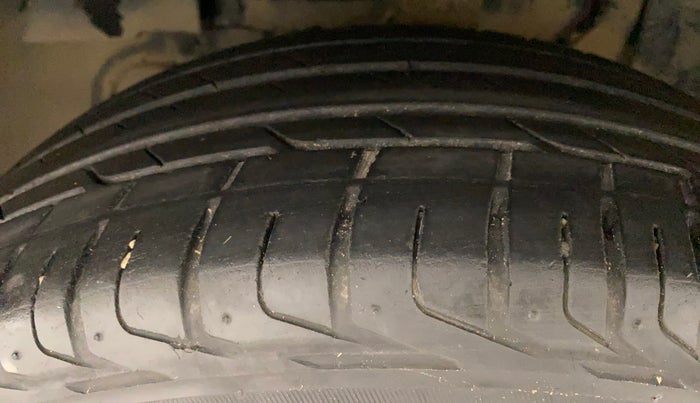 2019 Tata NEXON XZA PLUS PETROL DUAL TONE, Petrol, Automatic, 22,715 km, Left Front Tyre Tread