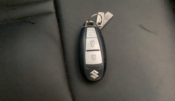 2020 Maruti Vitara Brezza ZXI PLUS, CNG, Manual, 82,423 km, Key Close Up