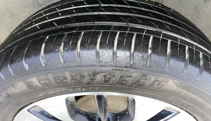 2022 MG HECTOR SHARP 1.5 PETROL CVT, Petrol, Automatic, 39,519 km, Left Rear Tyre Tread