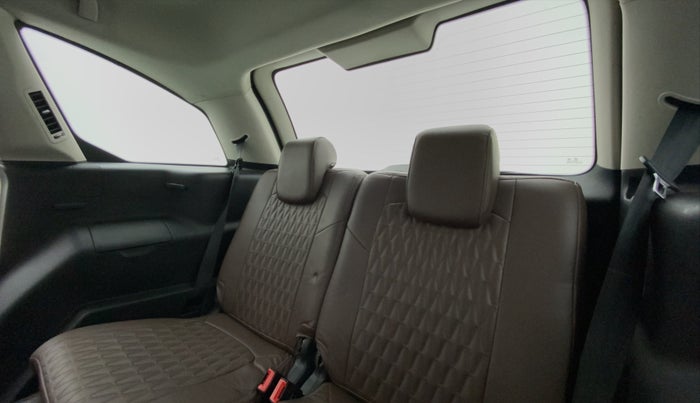 2018 Tata Hexa Varicor 400 XM, Diesel, Manual, 22,539 km, Third Seat Row ( optional )