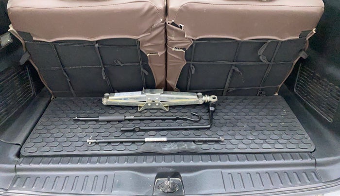 2018 Tata Hexa Varicor 400 XM, Diesel, Manual, 22,539 km, Boot Inside