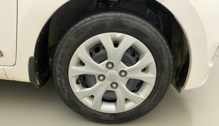 2014 Hyundai Grand i10 MAGNA 1.2 KAPPA VTVT, Petrol, Manual, 25,467 km, Right Front Wheel