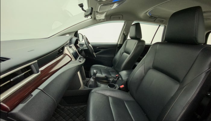 2016 Toyota Innova Crysta 2.4 ZX 7 STR, Diesel, Manual, 35,807 km, Right Side Front Door Cabin