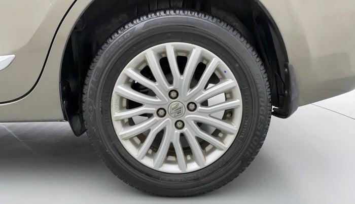 2017 Maruti Dzire ZXI, Petrol, Manual, 25,005 km, Left Rear Wheel