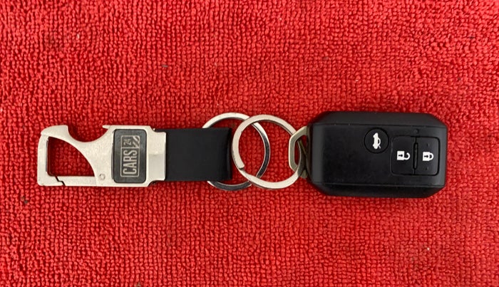 2017 Maruti Dzire ZXI, Petrol, Manual, 25,005 km, Key Close Up