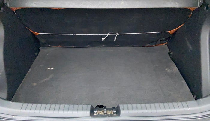 2018 Hyundai Elite i20 Magna Executive 1.2, Petrol, Manual, 45,371 km, Boot Inside