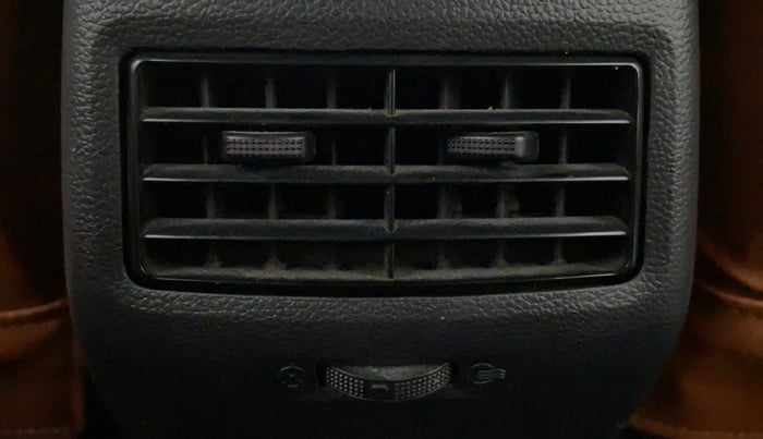 2018 Hyundai Elite i20 Magna Executive 1.2, Petrol, Manual, 45,371 km, Rear AC Vents