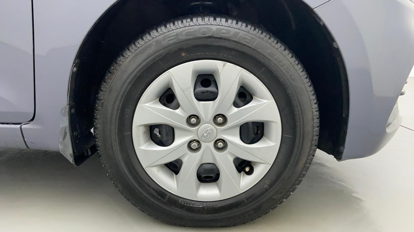 2018 Hyundai Elite i20 Magna Executive 1.2, Petrol, Manual, 45,371 km, Right Front Wheel