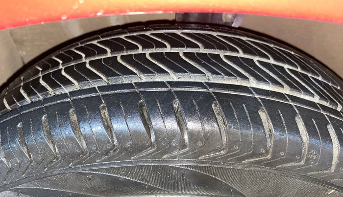 2017 Maruti Celerio VXI, Petrol, Manual, 51,831 km, Left Front Tyre Tread