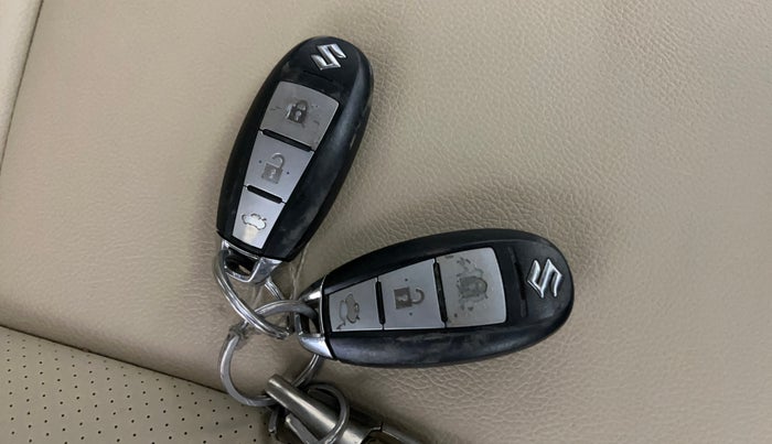 2019 Maruti Ciaz ALPHA  AT 1.5 SHVS PETROL, Petrol, Automatic, 85,161 km, Key Close Up