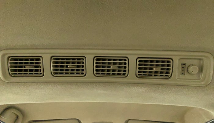 2013 Maruti Ertiga VXI CNG, CNG, Manual, 73,257 km, Rear AC Vents