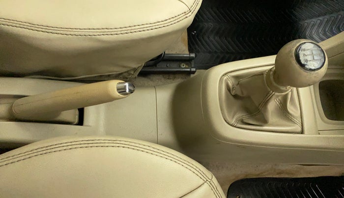 2013 Maruti Ertiga VXI CNG, CNG, Manual, 73,257 km, Gear Lever