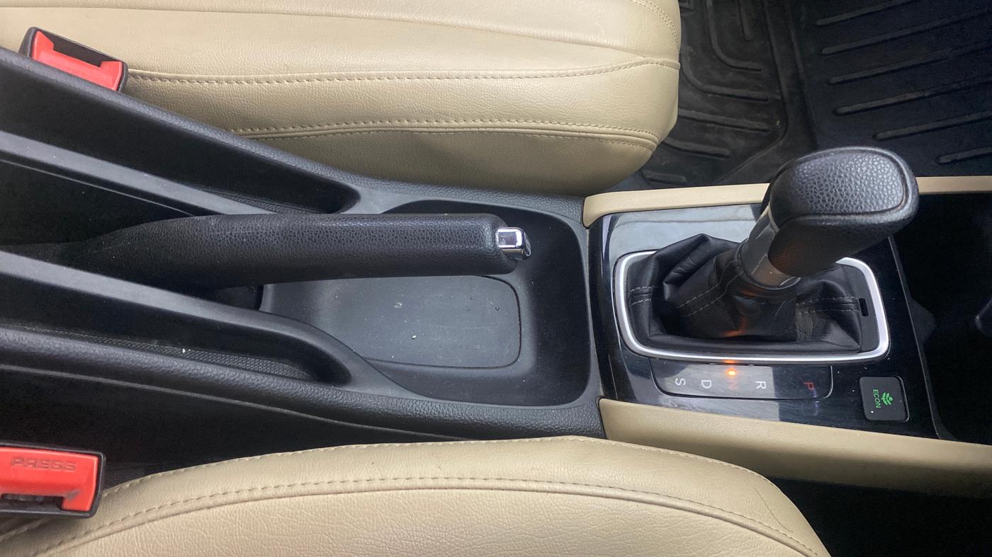 2022 Honda City 1.5L I-VTEC V CVT 5TH GEN, Petrol, Automatic, 63,524 km, Gear Lever