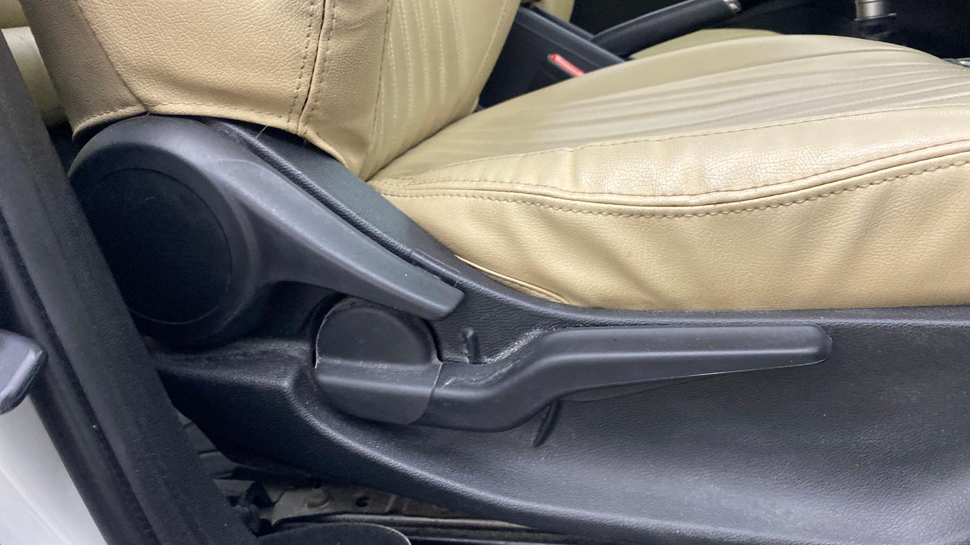 2022 Honda City 1.5L I-VTEC V CVT 5TH GEN, Petrol, Automatic, 63,524 km, Driver Side Adjustment Panel