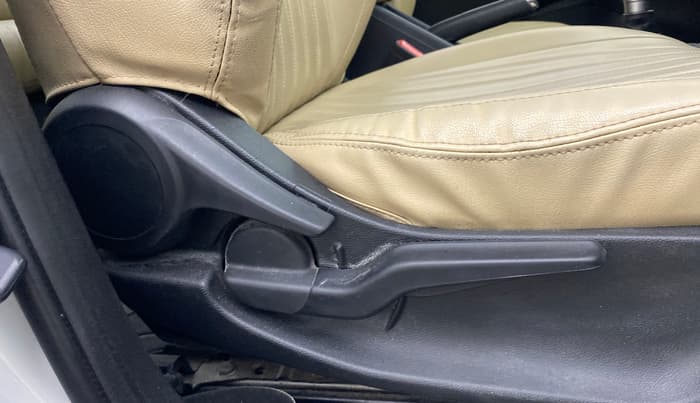 2022 Honda City 1.5L I-VTEC V CVT 5TH GEN, Petrol, Automatic, 63,524 km, Driver Side Adjustment Panel
