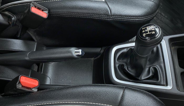2021 Maruti Swift VXI D, Petrol, Manual, 16,461 km, Gear Lever