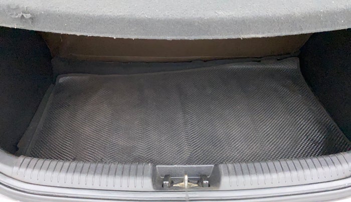 2013 Hyundai i20 MAGNA (O) 1.2, Petrol, Manual, 69,879 km, Boot Inside