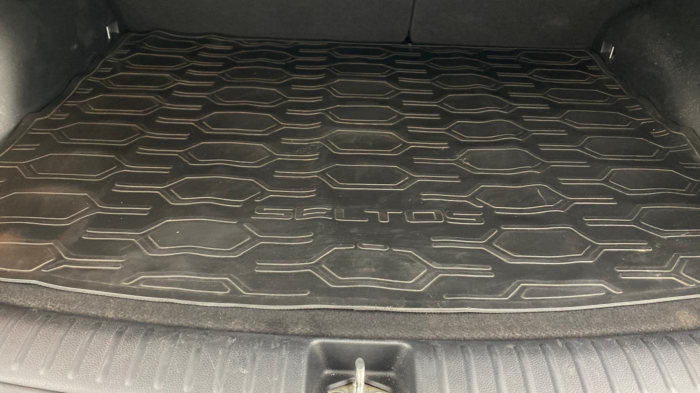 2022 KIA SELTOS GTX PLUS 1.5 DIESEL AT, Diesel, Automatic, 87,852 km, Boot Inside
