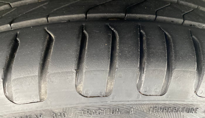 2022 KIA SELTOS GTX PLUS 1.5 DIESEL AT, Diesel, Automatic, 87,335 km, Right Front Tyre Tread