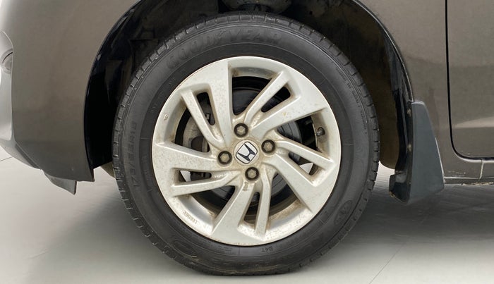 2018 Honda Jazz 1.2 V AT, Petrol, Automatic, 19,842 km, Left Front Wheel