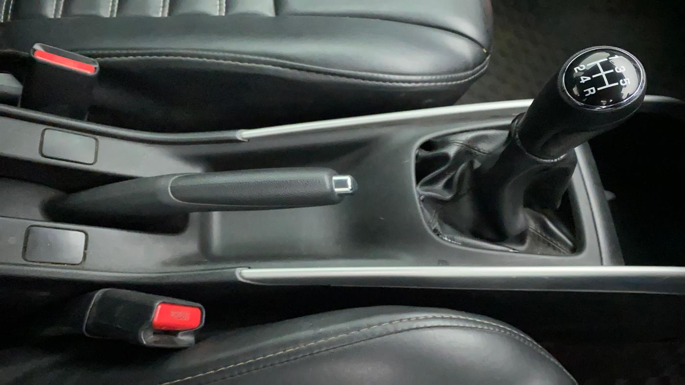 2016 Maruti Baleno ZETA PETROL 1.2, Petrol, Manual, 73,582 km, Gear Lever