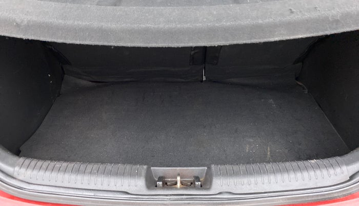 2013 Hyundai i20 SPORTZ 1.4 CRDI, Diesel, Manual, 68,161 km, Boot Inside
