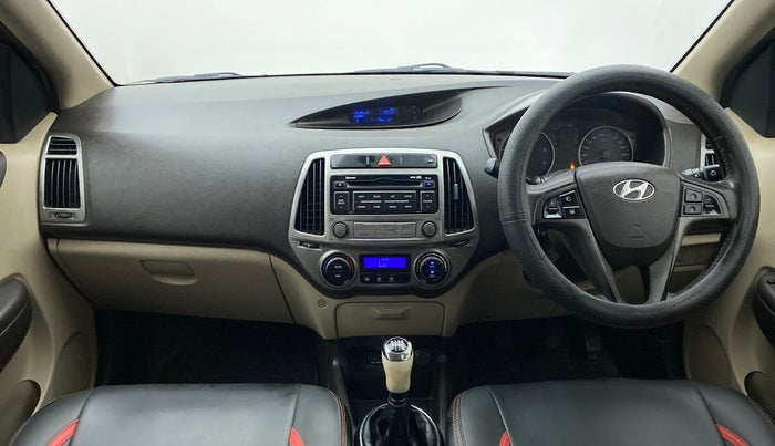 2013 Hyundai i20 SPORTZ 1.4 CRDI, Diesel, Manual, 68,161 km, Dashboard