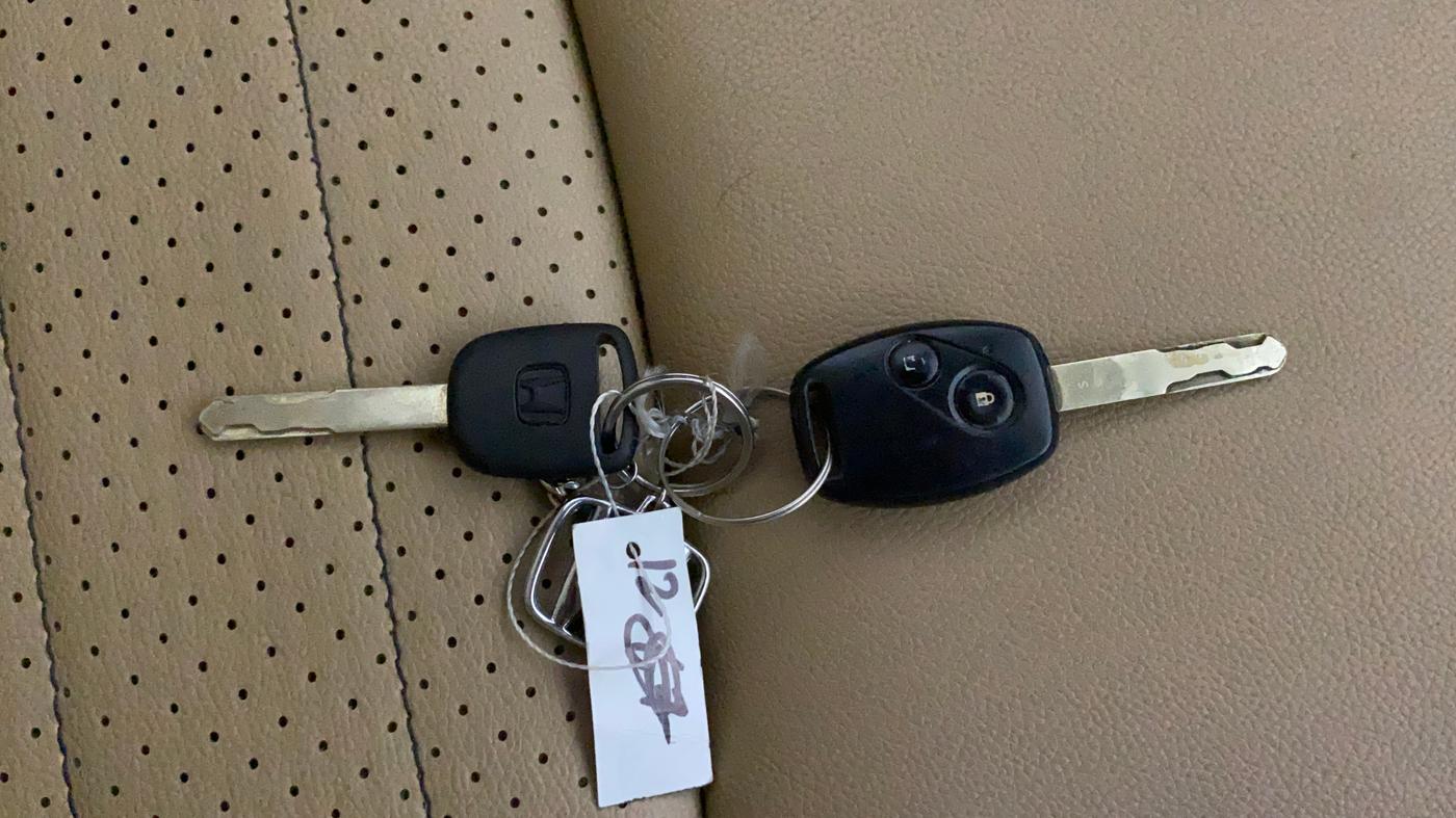 2015 Honda Mobilio 1.5L I-VTEC V, Petrol, Manual, 77,295 km, Key Close Up