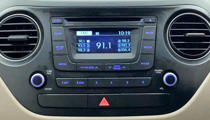 2015 Hyundai Xcent SX AT 1.2 (O), Petrol, Automatic, 67,502 km, Infotainment System