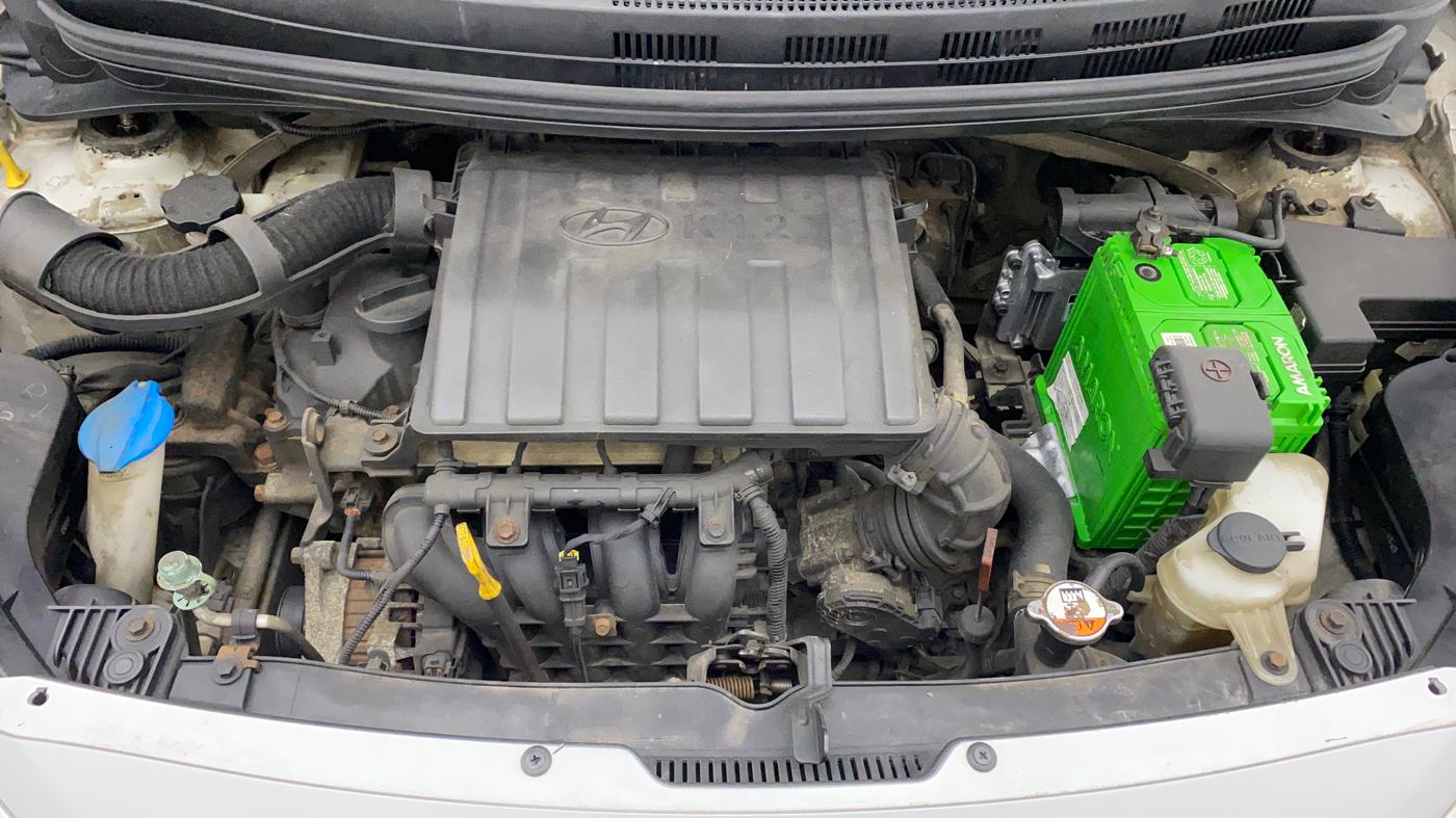 2015 Hyundai Xcent SX AT 1.2 (O), Petrol, Automatic, 67,502 km, Open Bonet