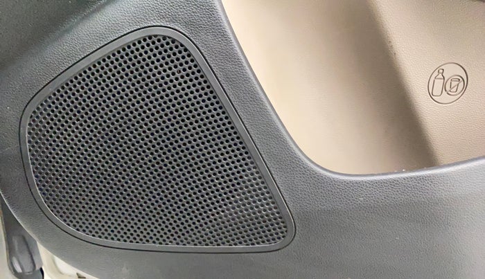 2015 Hyundai Xcent SX AT 1.2 (O), Petrol, Automatic, 67,502 km, Speaker