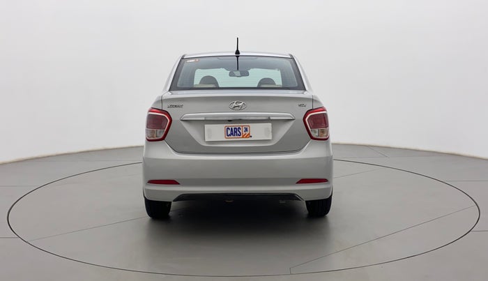 2015 Hyundai Xcent SX AT 1.2 (O), Petrol, Automatic, 67,502 km, Back/Rear