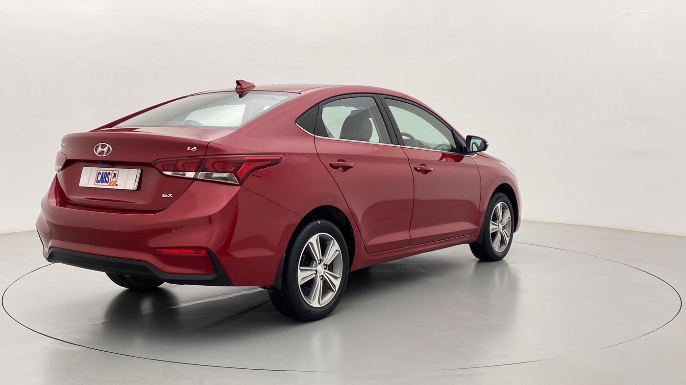 2017 Hyundai Verna 1.6 SX VTVT, Petrol, Manual, 43,890 km, Right Back Diagonal