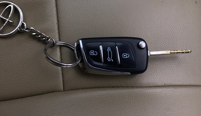 2017 Honda Jazz 1.2L I-VTEC V AT, Petrol, Automatic, 57,503 km, Key Close Up