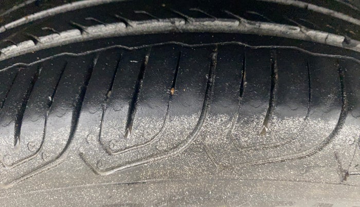 2017 Honda Jazz 1.2L I-VTEC V AT, Petrol, Automatic, 57,503 km, Right Front Tyre Tread