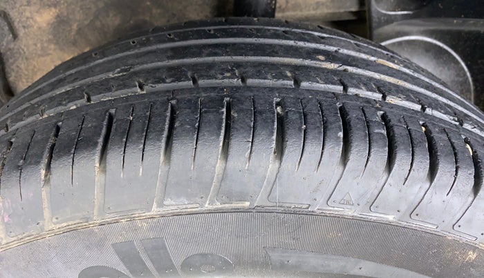 2019 Renault Duster RXS 106 PS MT, Petrol, Manual, 47,944 km, Left Rear Tyre Tread