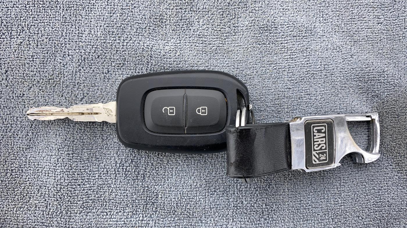 2019 Renault Duster RXS 106 PS MT, Petrol, Manual, 47,944 km, Key Close Up