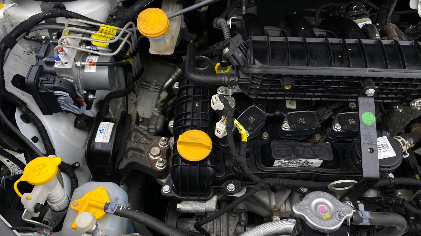 2025 Tata PUNCH Creative Plus, Petrol, Manual, 7,358 km, Engine View - Right