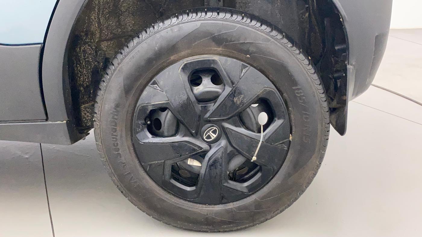 2022 Tata PUNCH ADVENTURE RHYTHM PACK MT, Petrol, Manual, 14,372 km, Left Rear Wheel