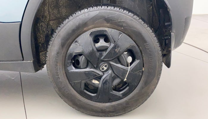 2022 Tata PUNCH ADVENTURE RHYTHM PACK MT, Petrol, Manual, 14,372 km, Left Rear Wheel