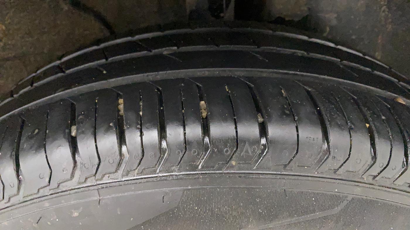 2022 Tata PUNCH ADVENTURE RHYTHM PACK MT, Petrol, Manual, 14,372 km, Left Rear Tyre Tread