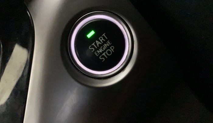 2018 Tata NEXON XZ PLUS PETROL, Petrol, Manual, 1,37,419 km, Keyless Start/ Stop Button