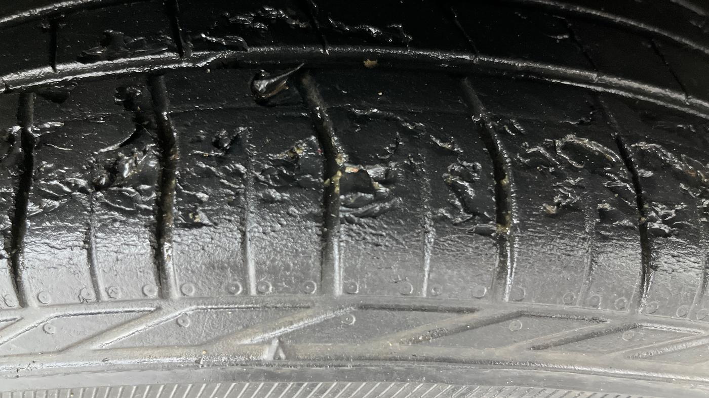 2020 Tata NEXON XZ PLUS PETROL, Petrol, Manual, 39,721 km, Right Front Tyre Tread
